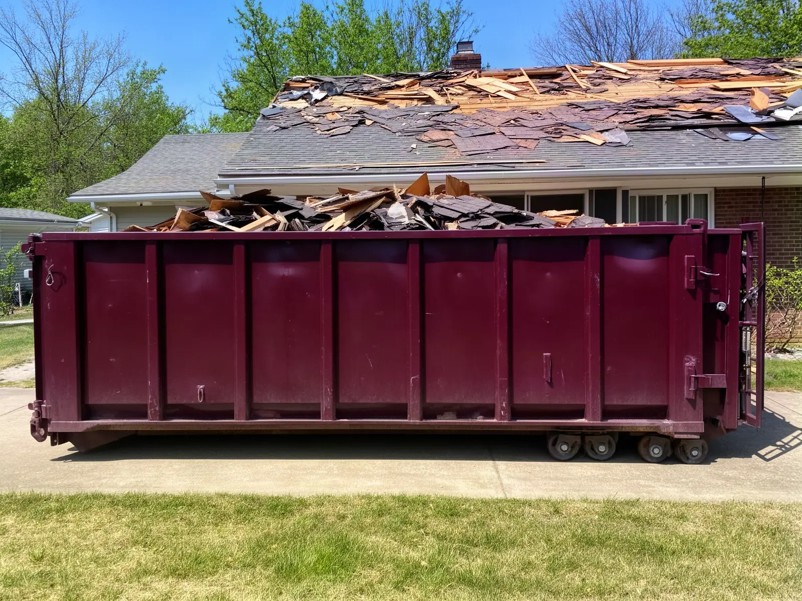 Roll-off dumpster from Hickory Branch Dumpster Rental LLC in Baton Rouge, LA